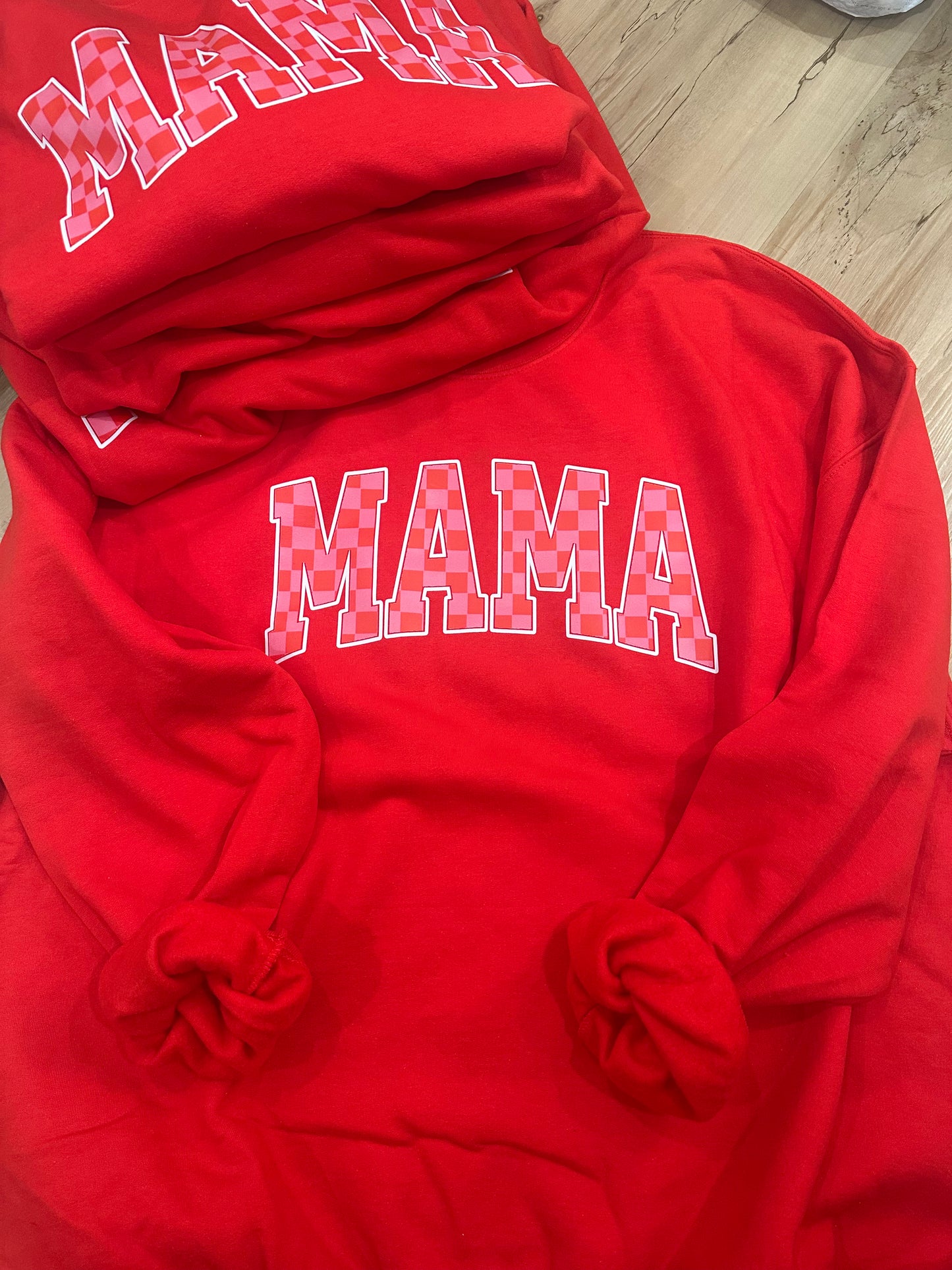 Mama Checkered Red Sweatshirt
