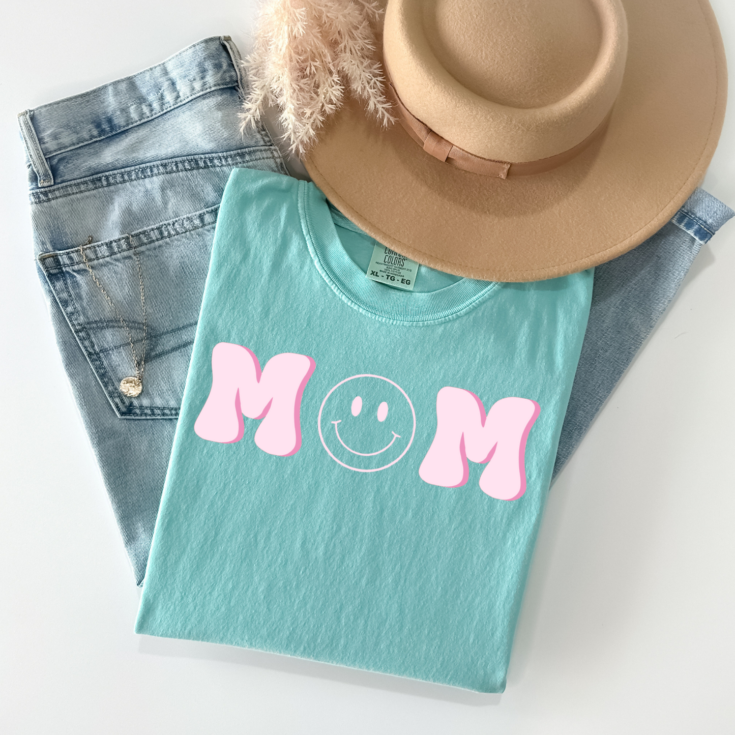 Mom Light Pink Smiley Tee
