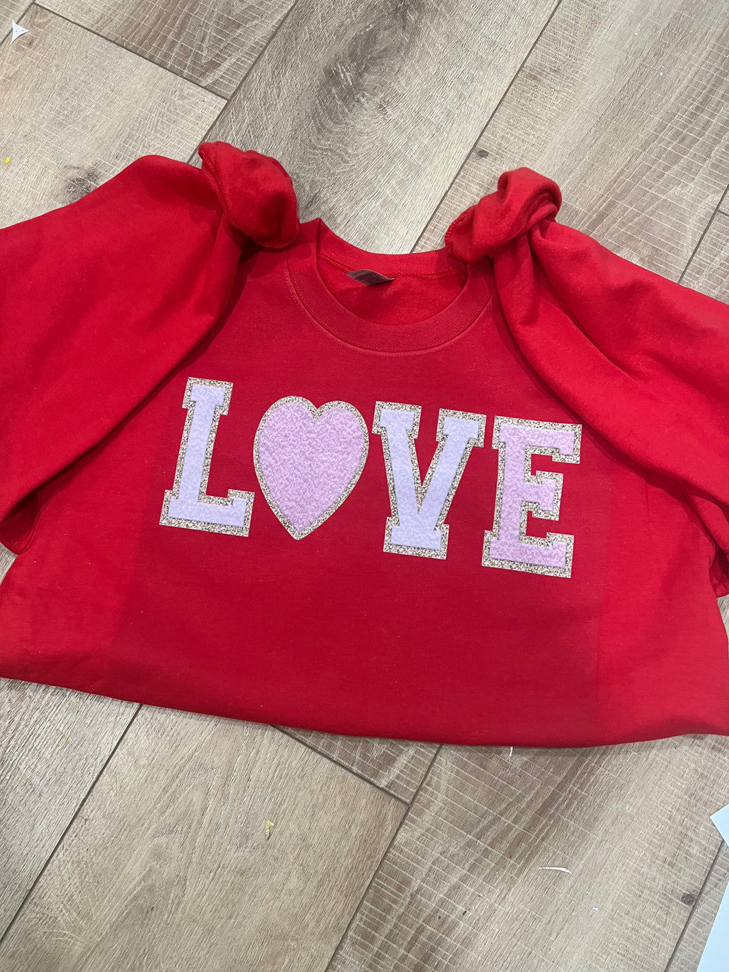 L❤️VE sweatshirt